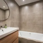 Rated In By Sf Homes アパート